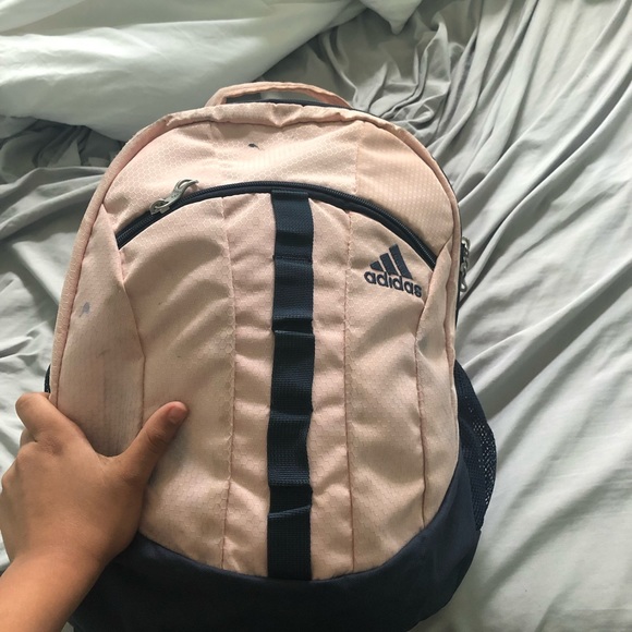 ADIDAS BACKPACK - Picture 1 of 4